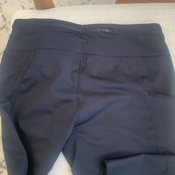 Nike Dri-fit compression running capris - Picture 2 of 4